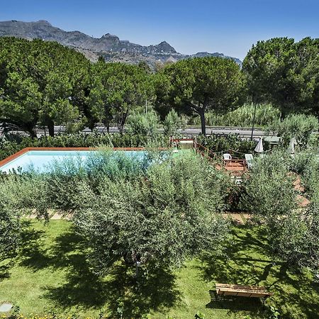 Villa Collina Giardini Naxos Bagian luar foto