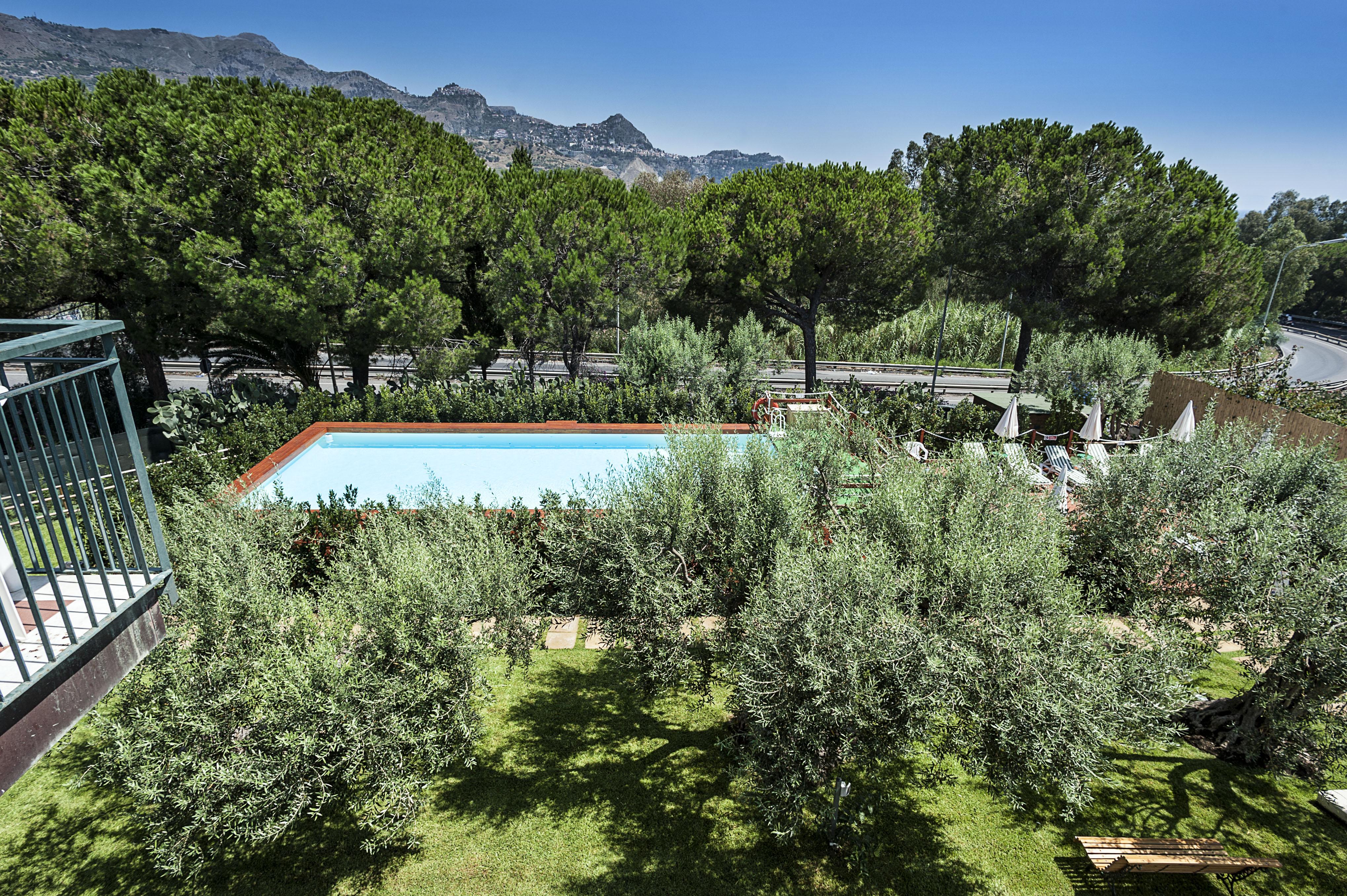 Villa Collina Giardini Naxos Bagian luar foto