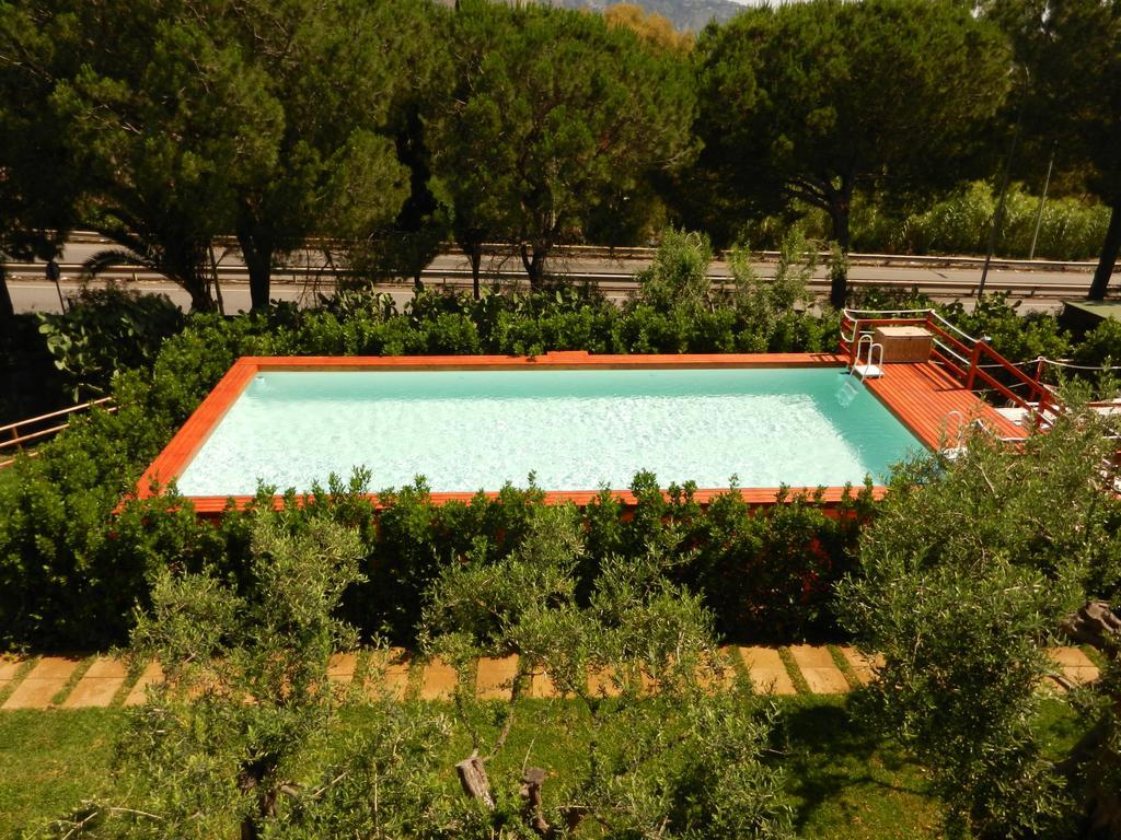 Villa Collina Giardini Naxos Bagian luar foto
