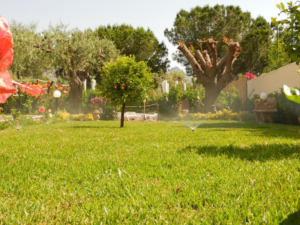 Villa Collina Giardini Naxos Bagian luar foto